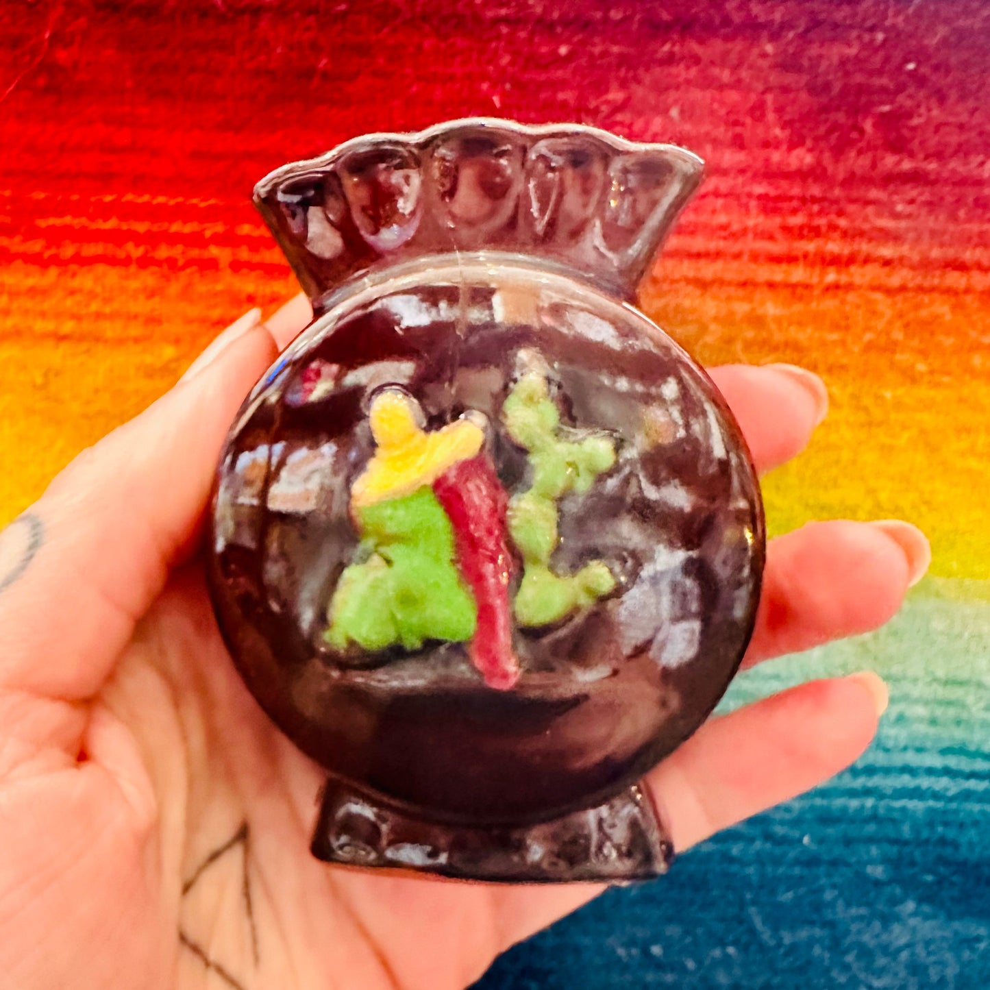 Vase Western Scene