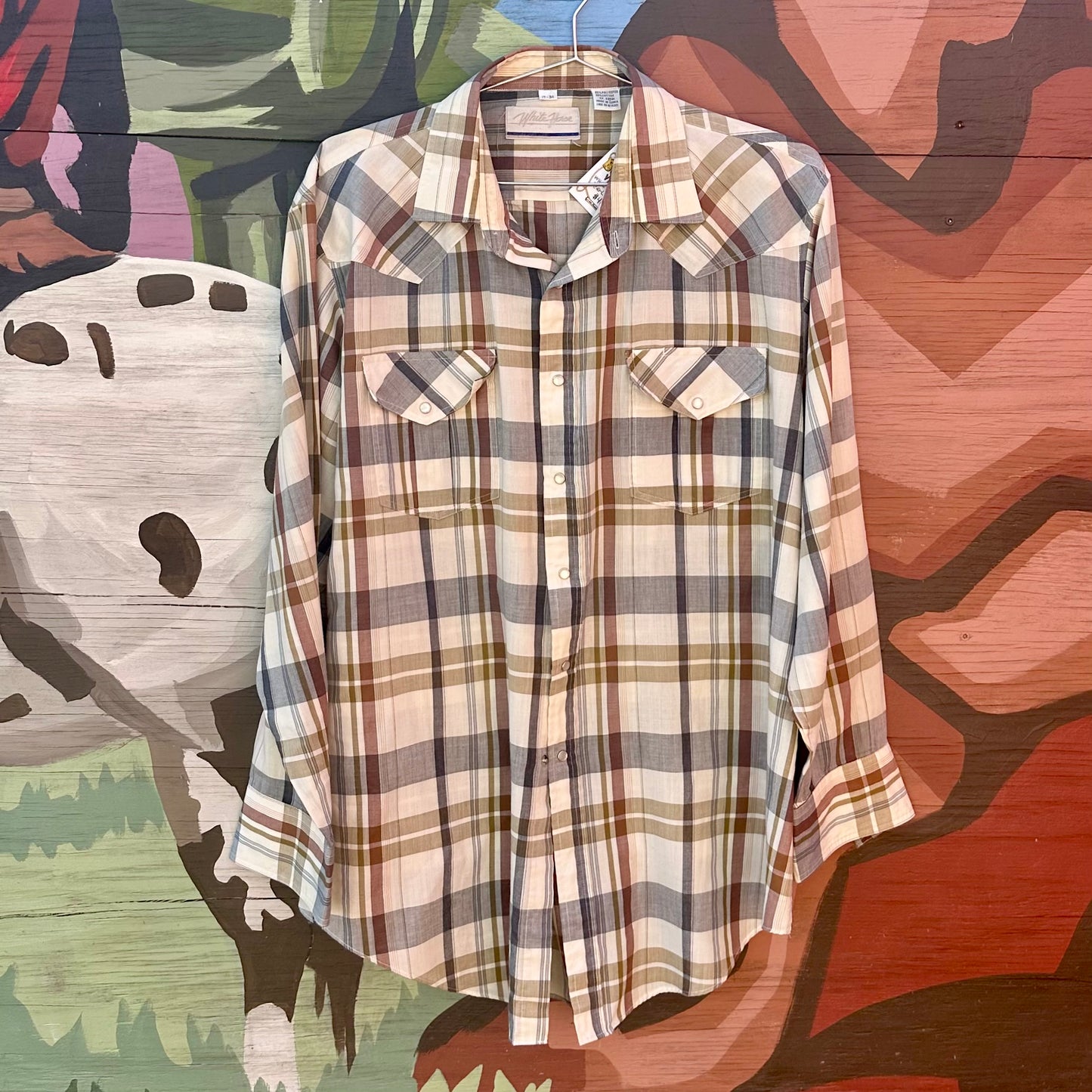 Pearl Snap LS White Horse