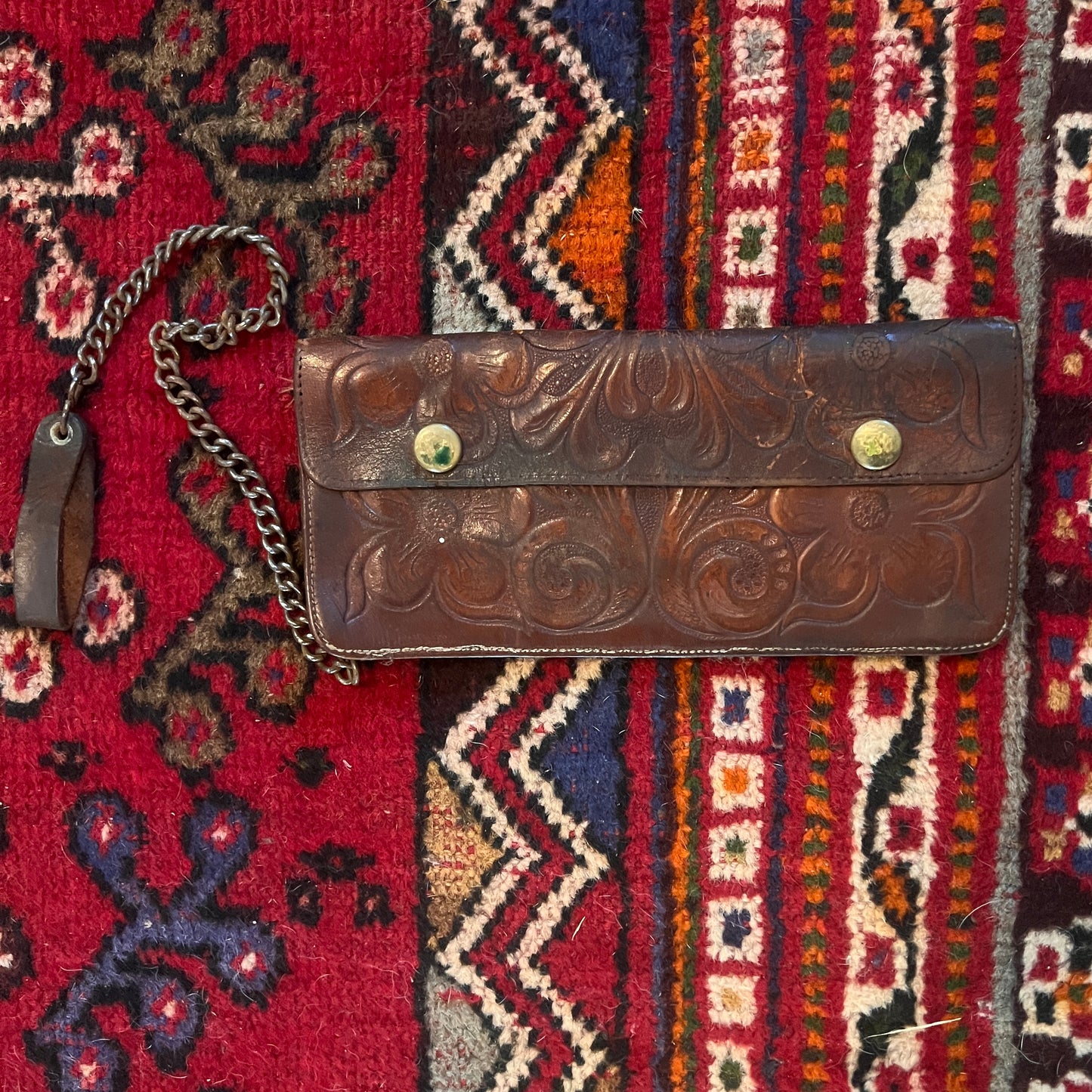 Wallet Chain Floral Tooled