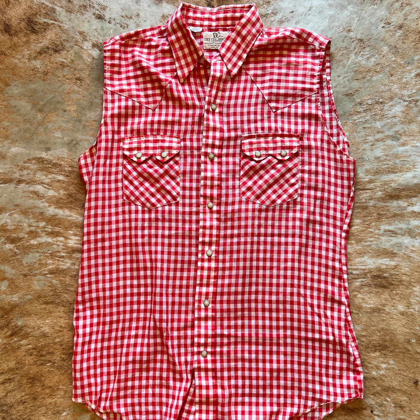 Pearl Snap Sleeveless Dee Cee Medium