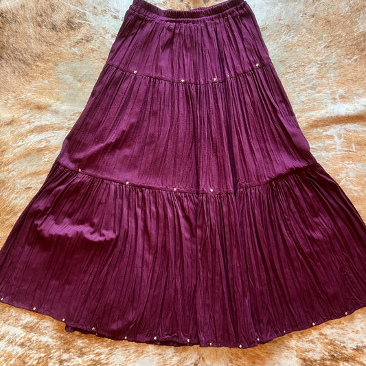 Skirt Star Studs Maroon