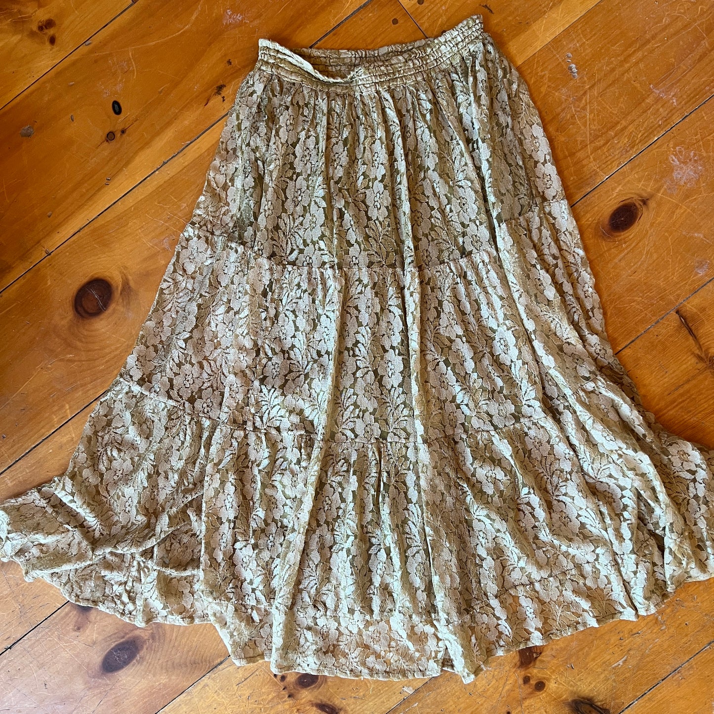 Skirt Gold Lace
